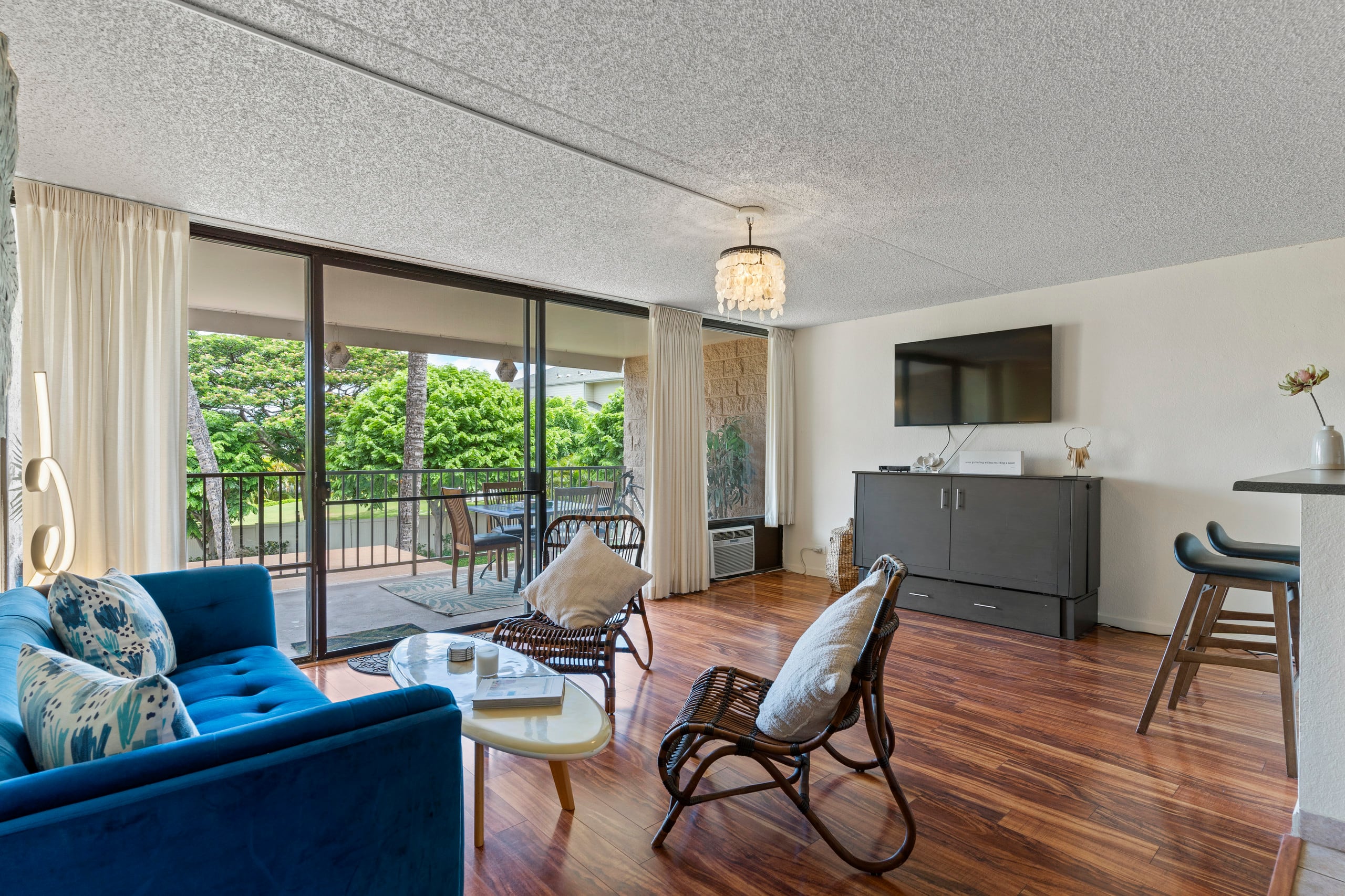 Condo in Kihei · ★4.9 · 1 bedroom · 2 beds · 1 bath - Image 2