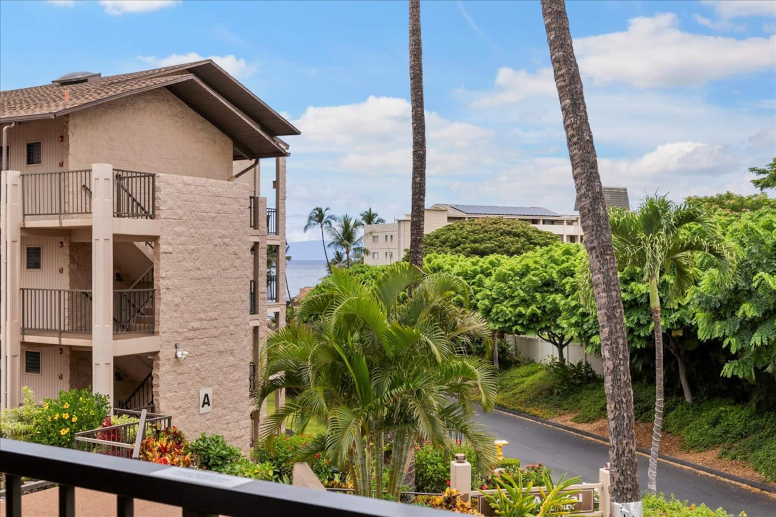 Condo in Kihei · ★4.9 · 1 bedroom · 2 beds · 1 bath - Image 21