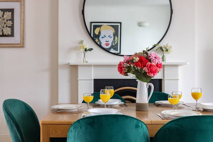 3-bedroom next to Hyde park gallery image 2