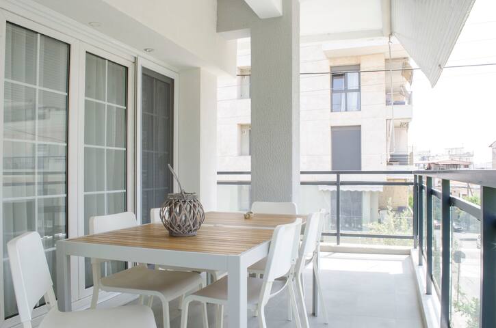 Thess1home Grand Mistral gallery image 5