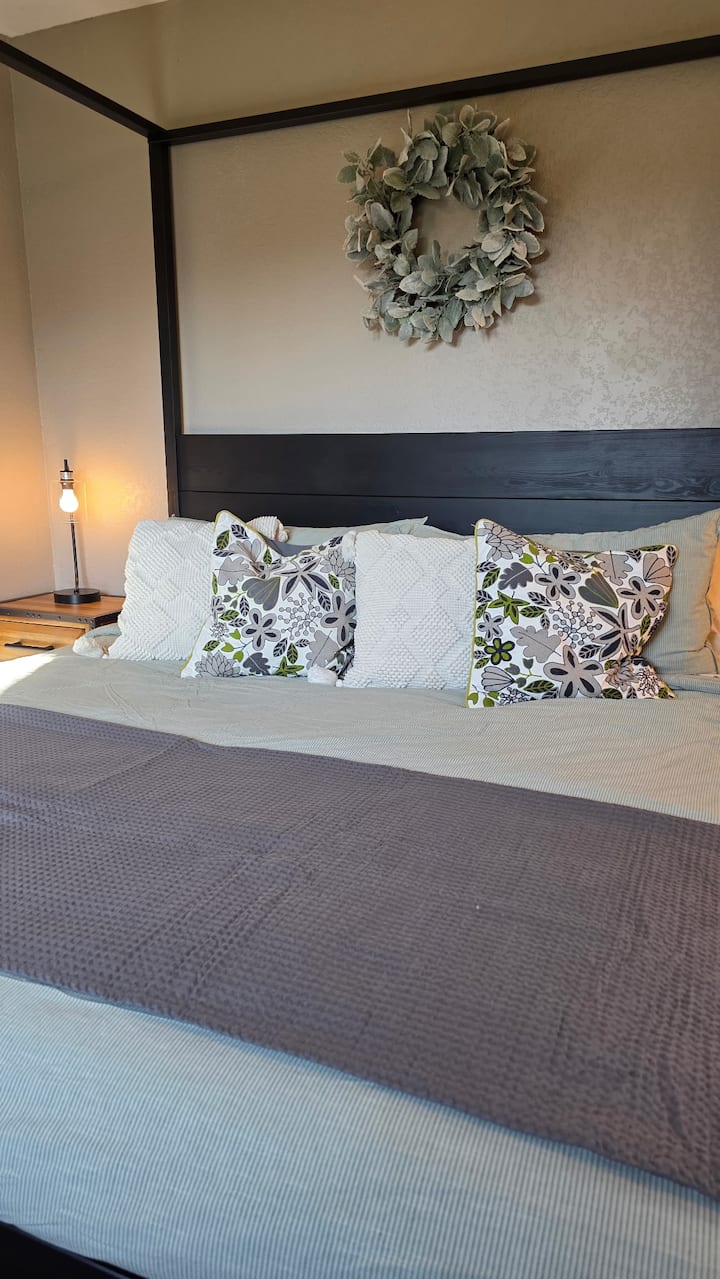 غرفة النوم 1