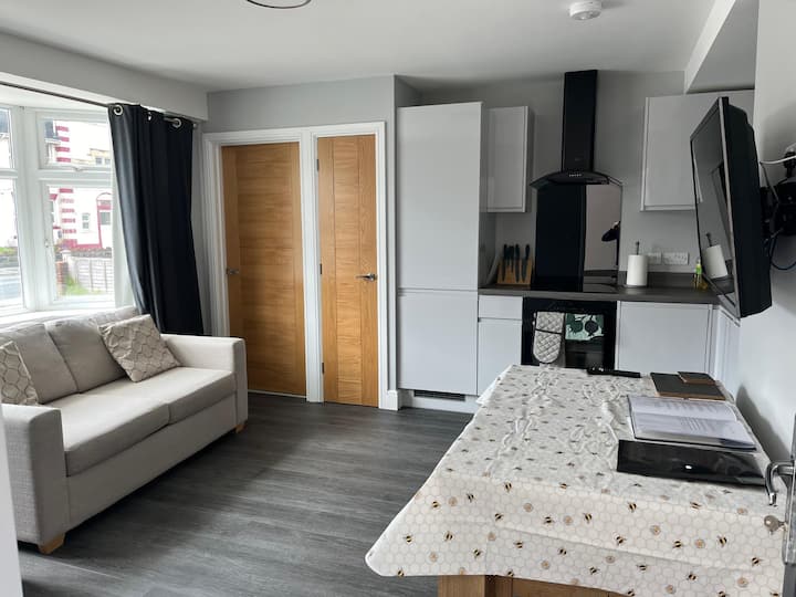 Amazing Ground Floor Apartment Close To The Beach - Bournemouth