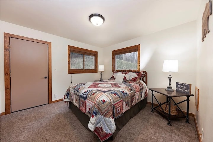 საძინებელი 3