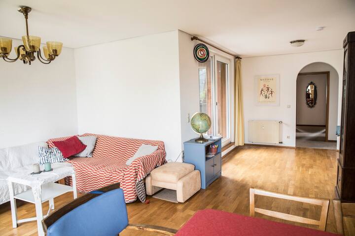 Gemütliche Helle Stadtwohnung- Groß & Zentral - Düsseldorf