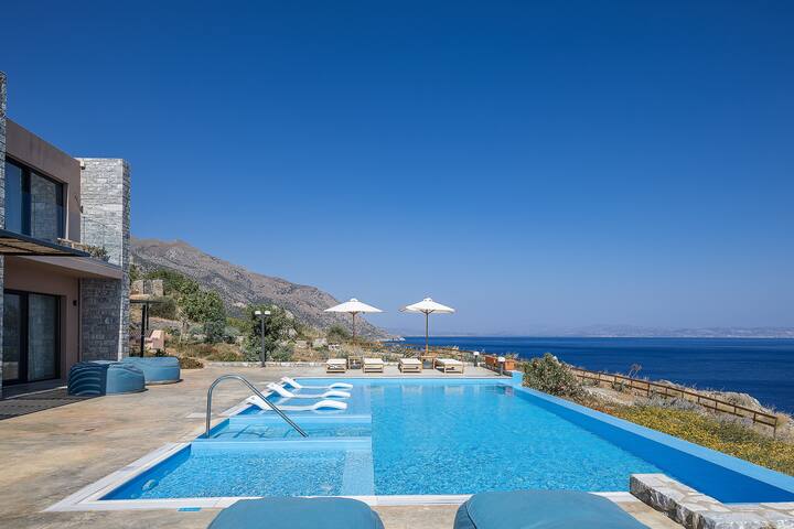 Seafront elegant villa,infinity pool &devine views gallery image 2