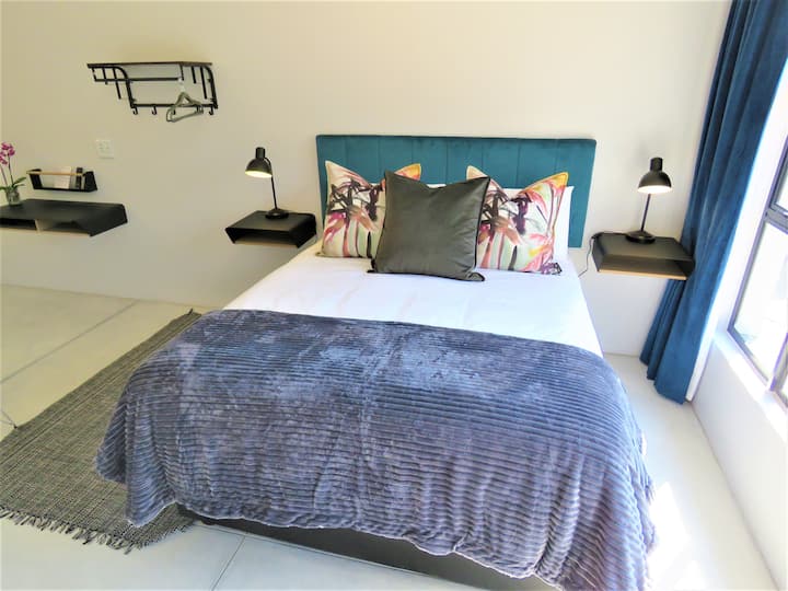 เตียงควีนไซส์ที่สะดวกสบาย