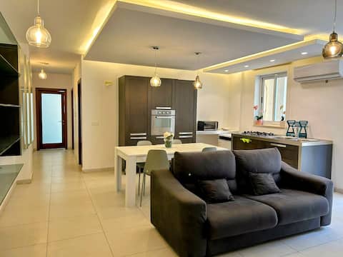 Exclusive use bathroom, central and comfortable