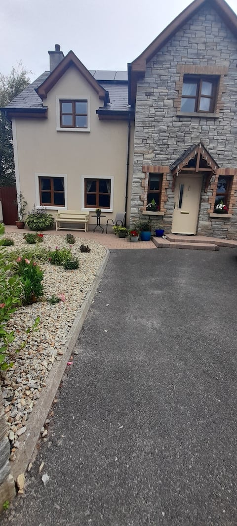 Strandhill,luxurious 3 bedroom family home