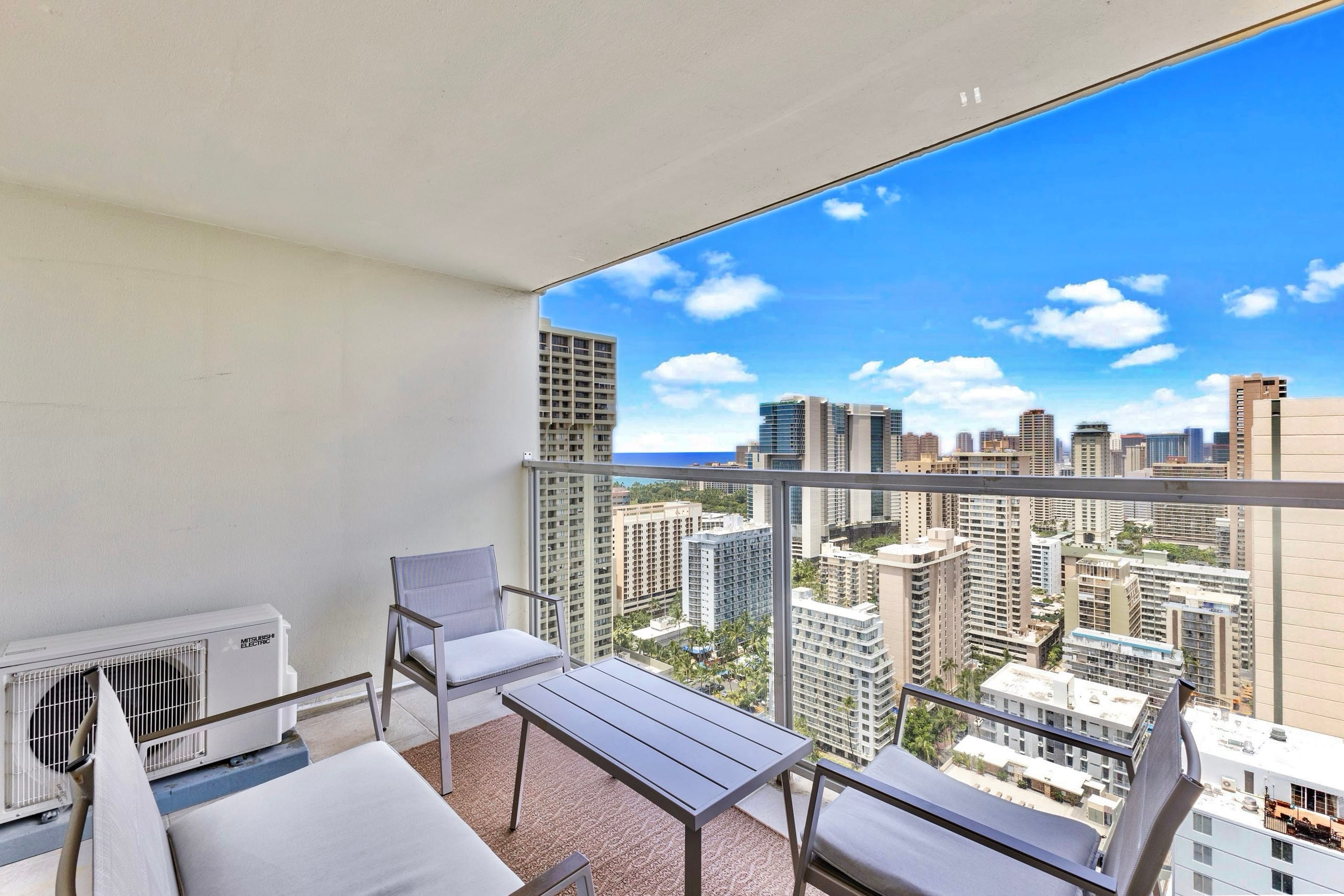 Condo in Honolulu · ★4.88 · Studio · 2 beds · 1 private bath - Image 22