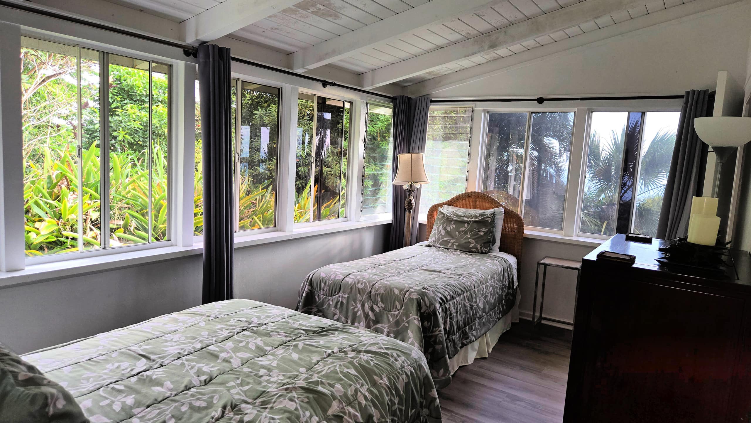 Home in Kailua-Kona · ★5.0 · 3 bedrooms · 6 beds · 2 private baths - Image 11