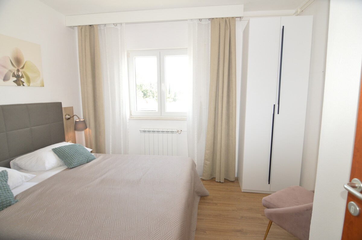 ap1 · Family Apartment seaview