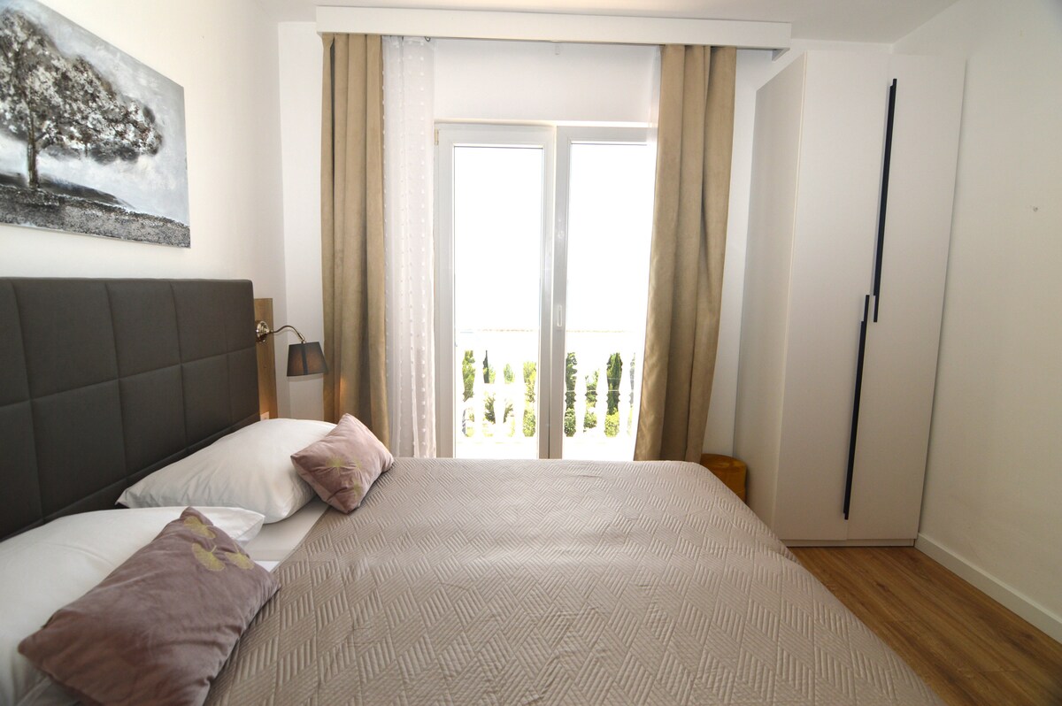 ap1 · Family Apartment seaview