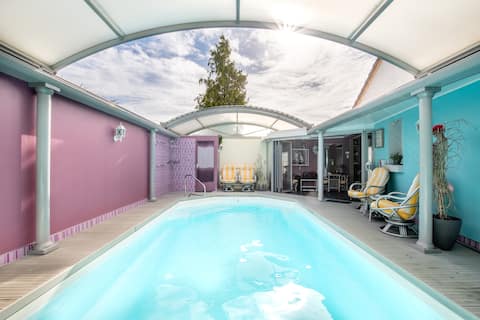 House for 5 people, private heated indoor pool