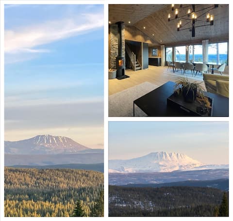 Mountain lodge with stunning views in quiet area