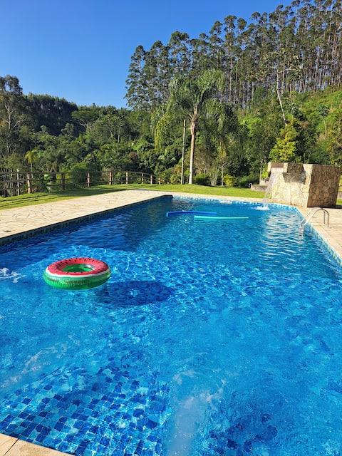 Exclusive-Refuge-up to 6 qts-Tranquility and Comfort