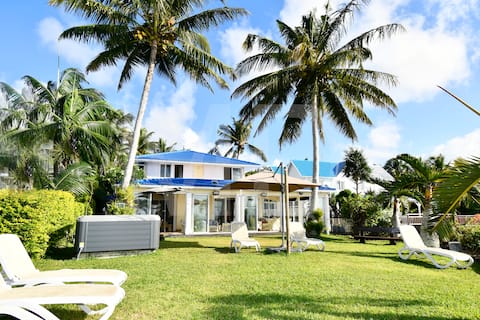 Villa Maya Seafront, Pool, Private Jacuzzi, Wifi