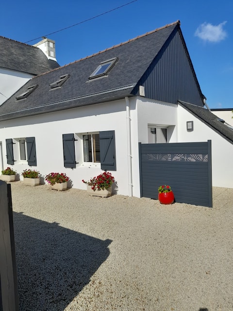 Top Airbnb: Ti-Bihan 200 m from the beach cap.4per+ch.bébé, clas.3* in Santec