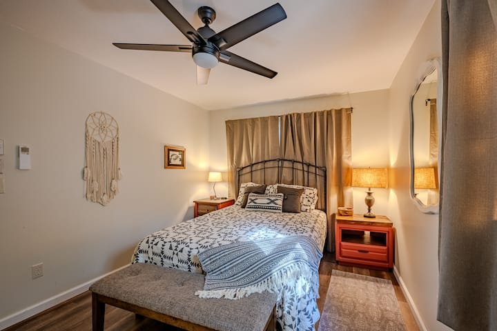 Საწოლი 152 × 203 სმ