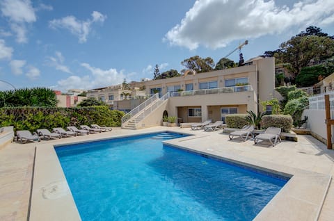 Private Seafront Villa with pool and Amazing Views