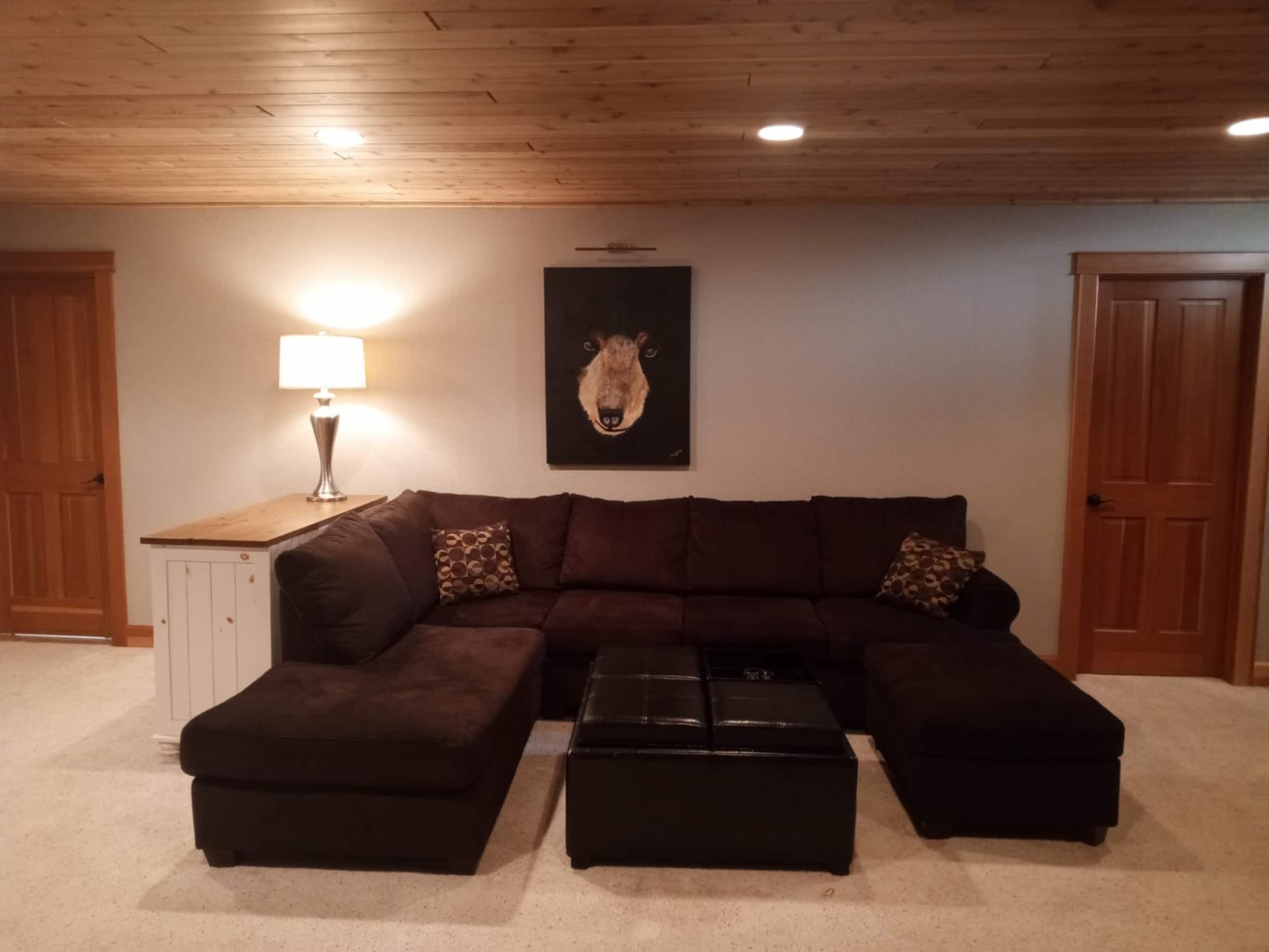 Two-Level Cabin with Hot Tub Near Lake Tahoe - Photo 28
