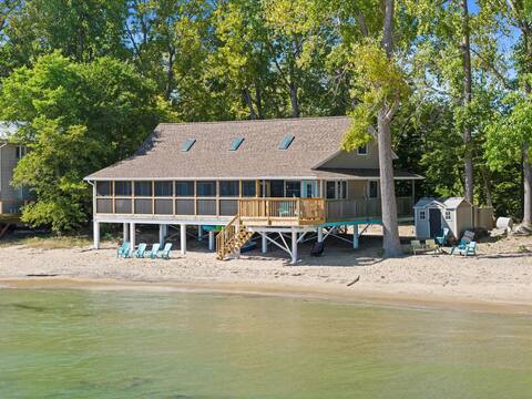 Beachfront Cottage Pelee Island