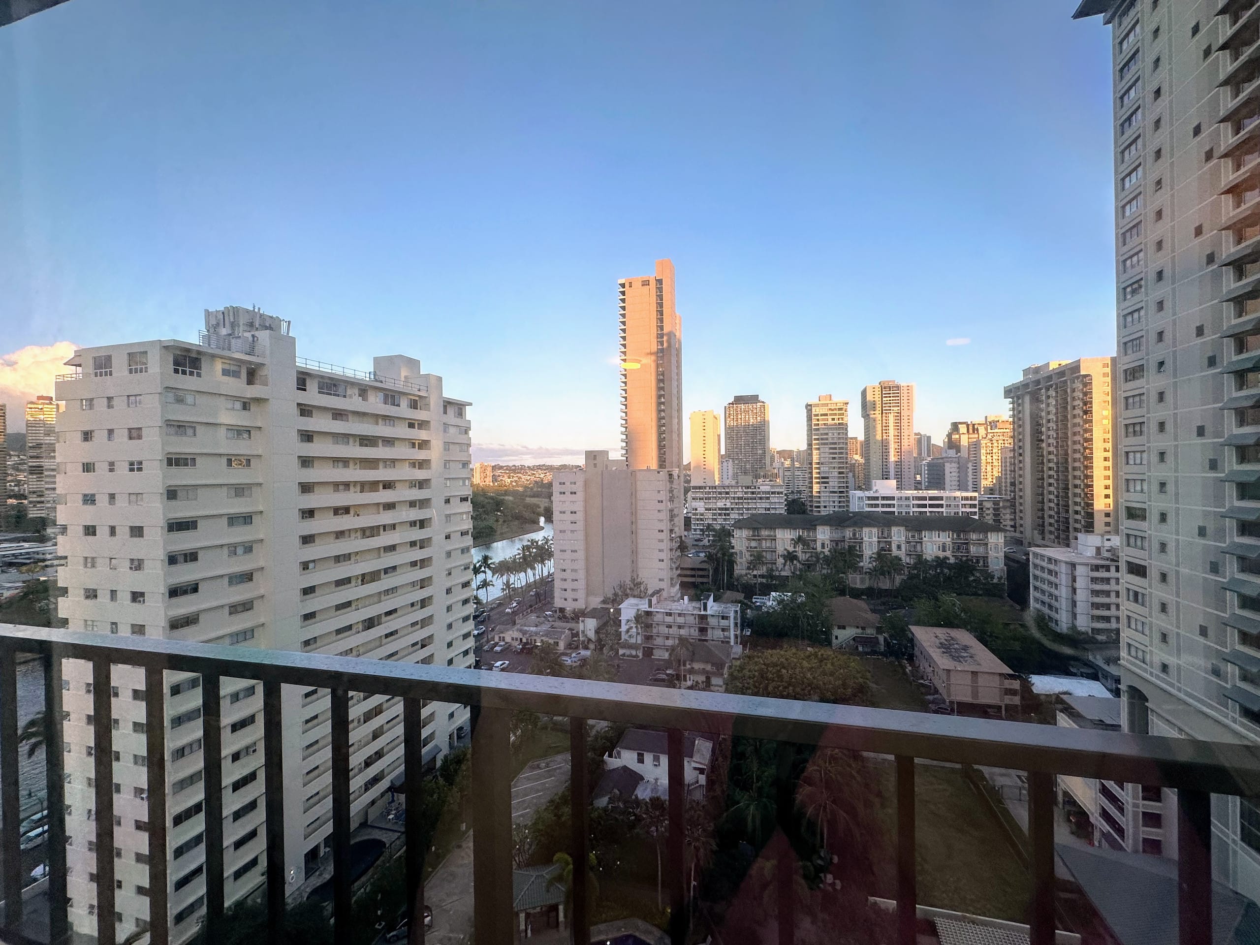 Queen Studio on 16th floor! - Image 11