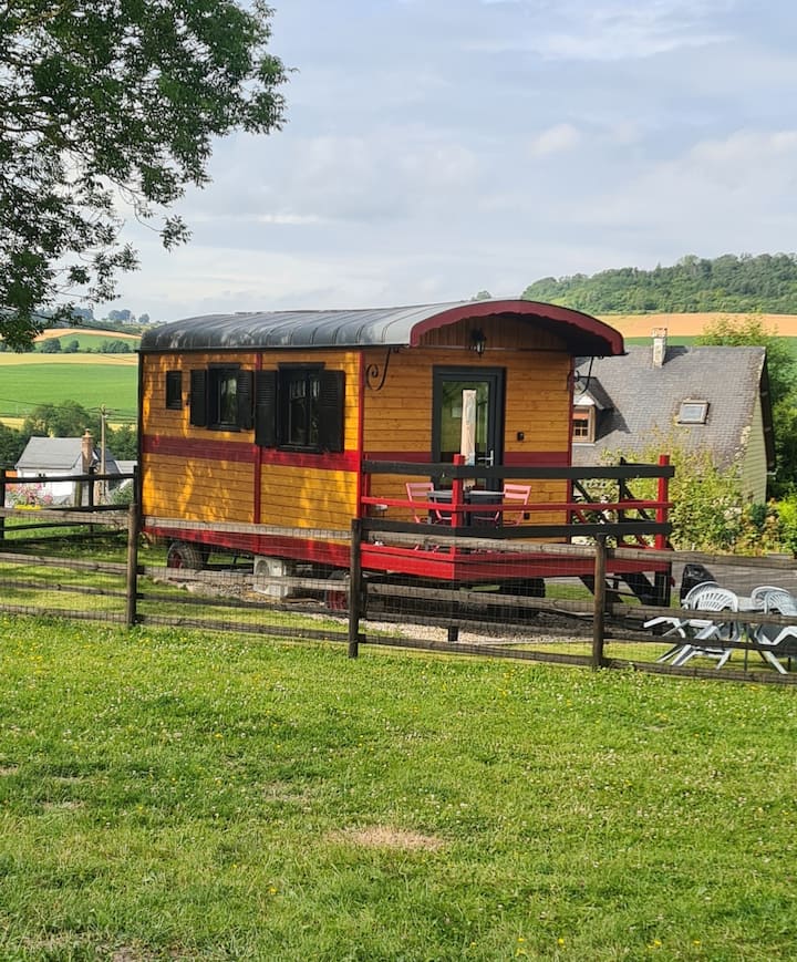 Roulotte à la campagne