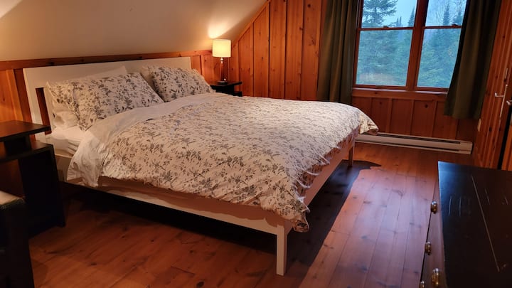 საძინებელი 1