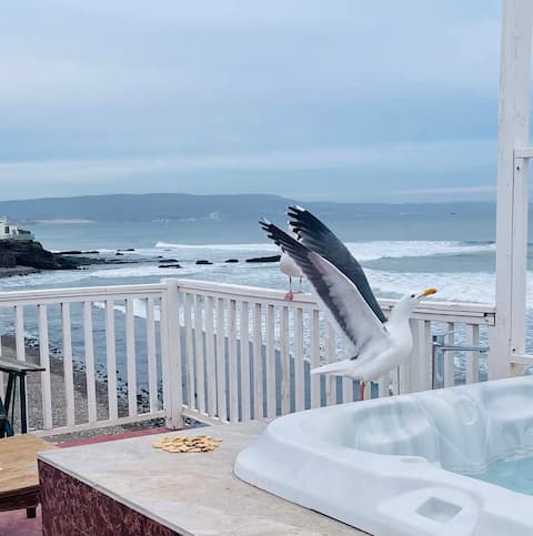 Oceanfront House16 Guests •Jacuzzi Under the Stars