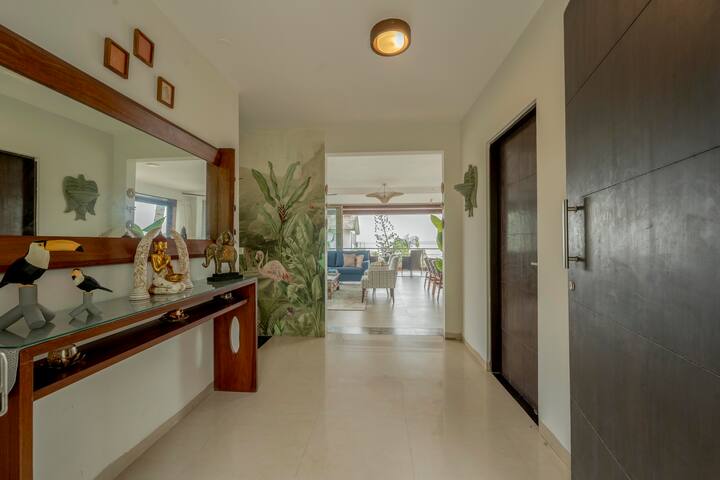 Living room image 2