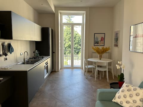Popular Airbnb listing: CentrAntico: silence in the Historic Center in Napoli