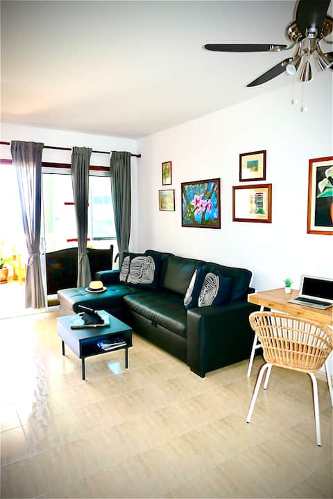 Top performing Airbnb: Amazing apartment, superb location with sea views in San Bartolomé De Tirajana