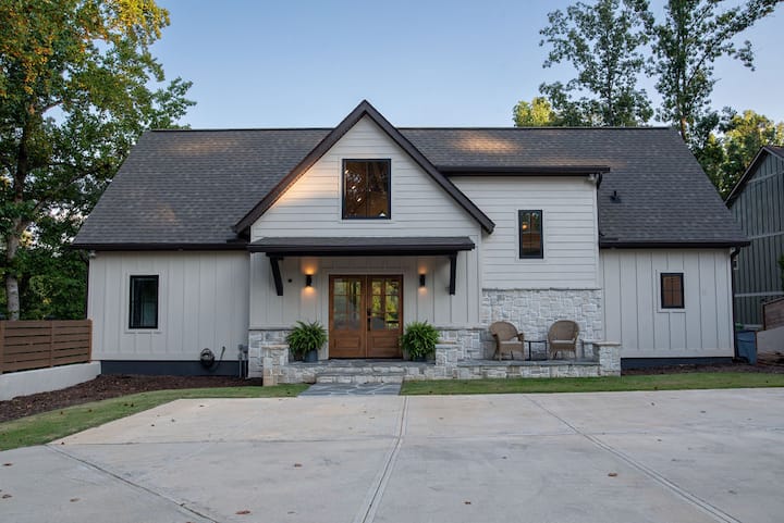 Wedowee Lakefront Home w/Optional Boat Rental