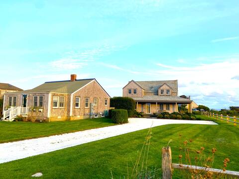 Dream Vacation Premier Madaket Oceanside Retreat