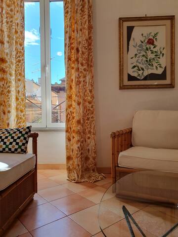 Campo de’ Fiori Casa Livia