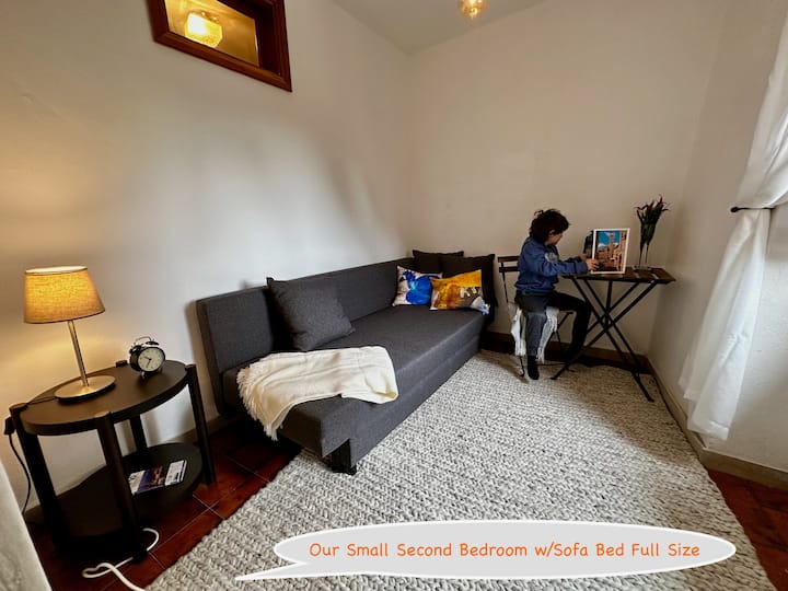 يصبح سرير الأريكة سريرًا بالحجم الكامل...