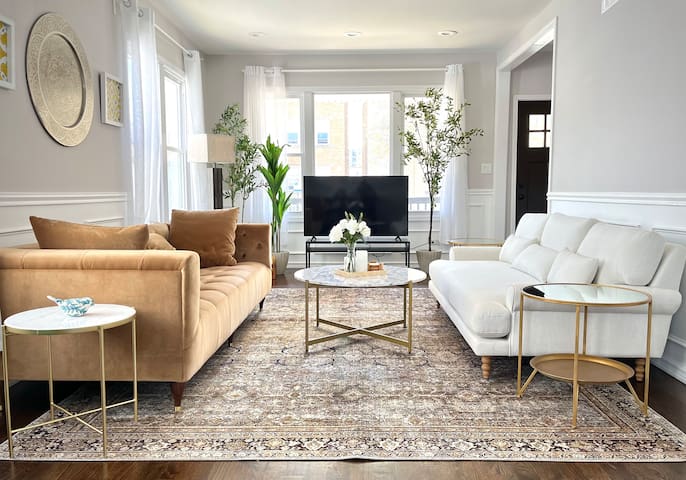 Sunny & Spacious 5Bd/4BA,Free Garage, Kid Friendly