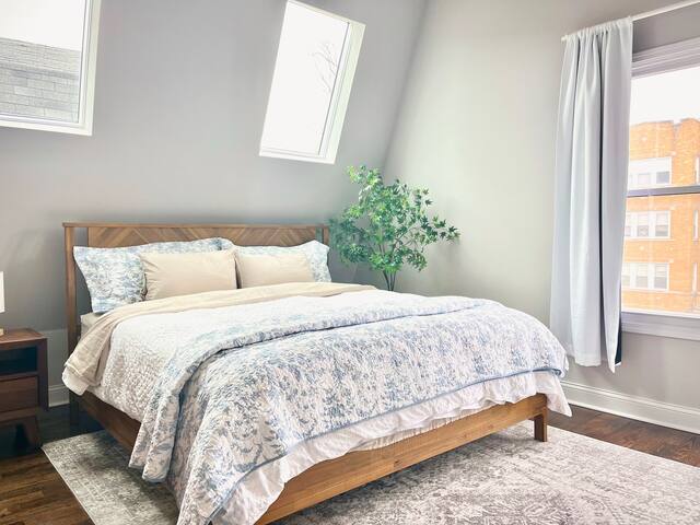 Sunny & Spacious 5Bd/4BA,Free Garage, Kid Friendly gallery image 5