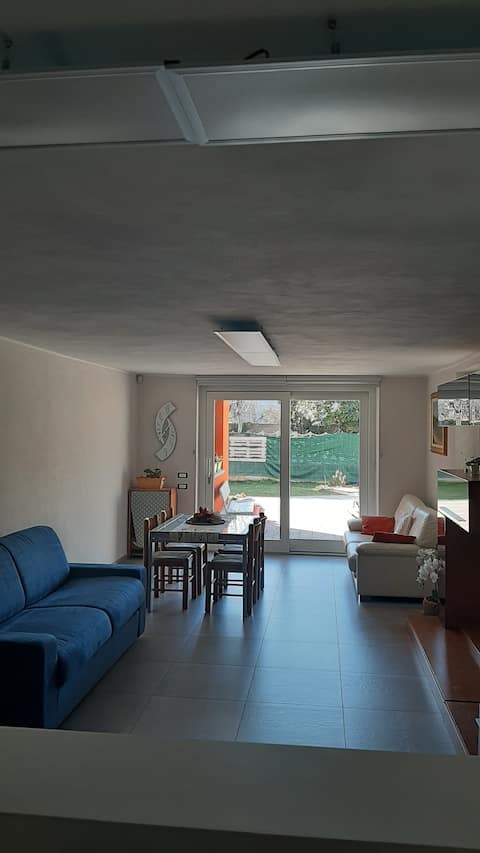 New and spacious apartment in Bra with garden