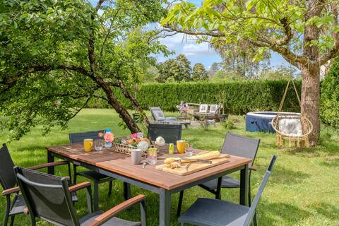 Hot tub, Nature  Lamotte-Beuvron – The Dream Escape