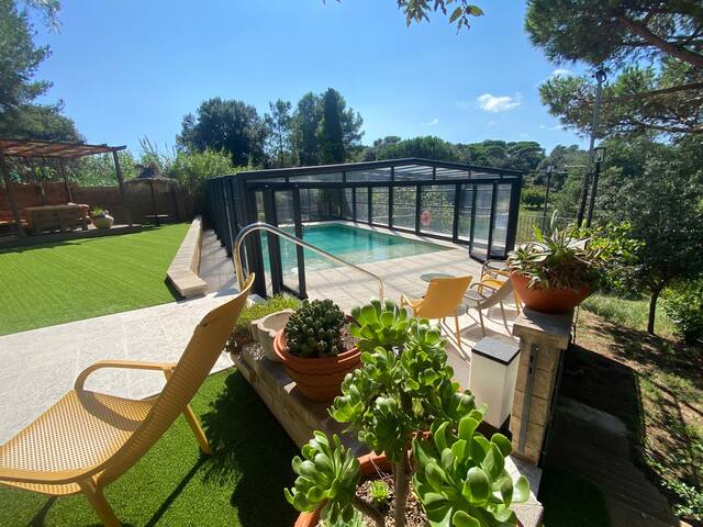 4 P Finca con piscina climatizada, jacuzzi gallery image 2