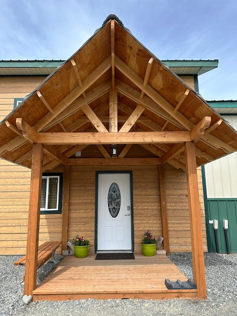 Spacious home near Kenai River