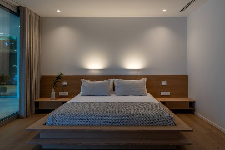 Modern Guest Studio gallery image 5