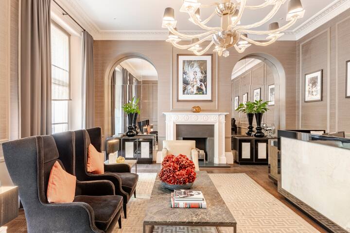 £12 million Buckingham Palace duplex with garden gallery image 4