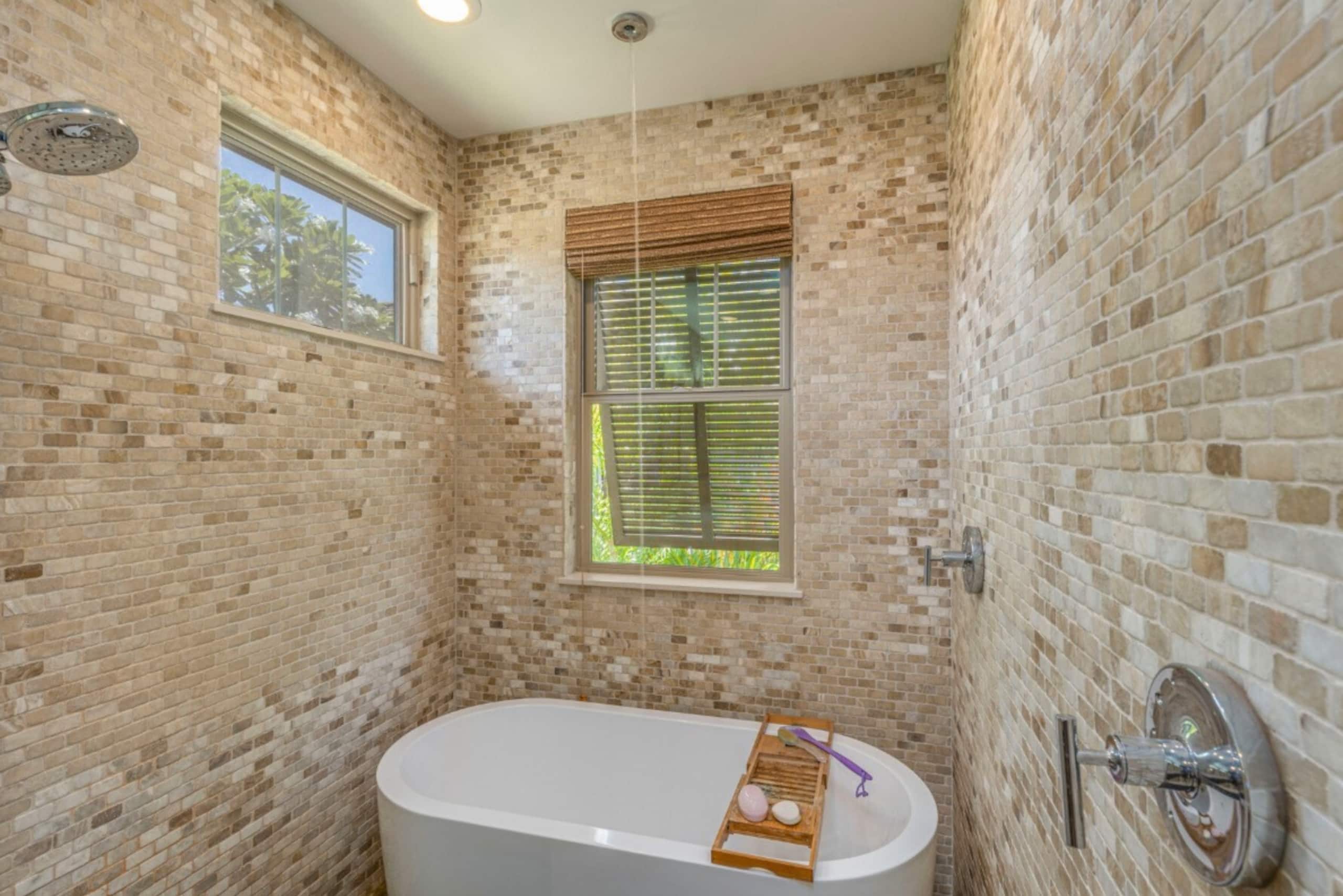 Big Island Retreat - Image 11