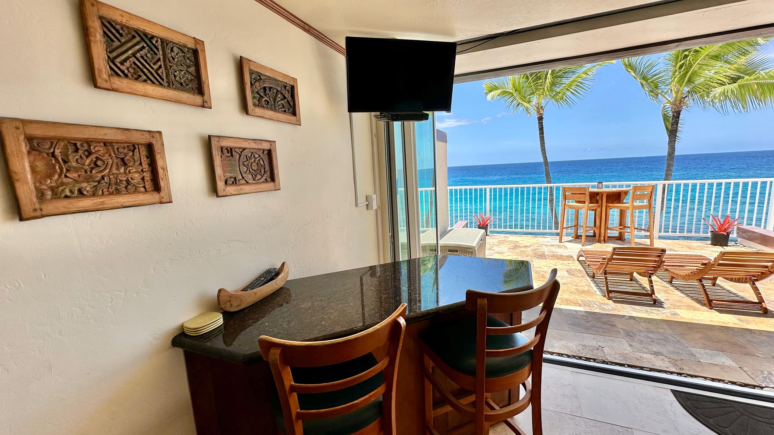Condo in Kailua-Kona · ★4.93 · Studio · 2 beds · 1 bath - Image 9