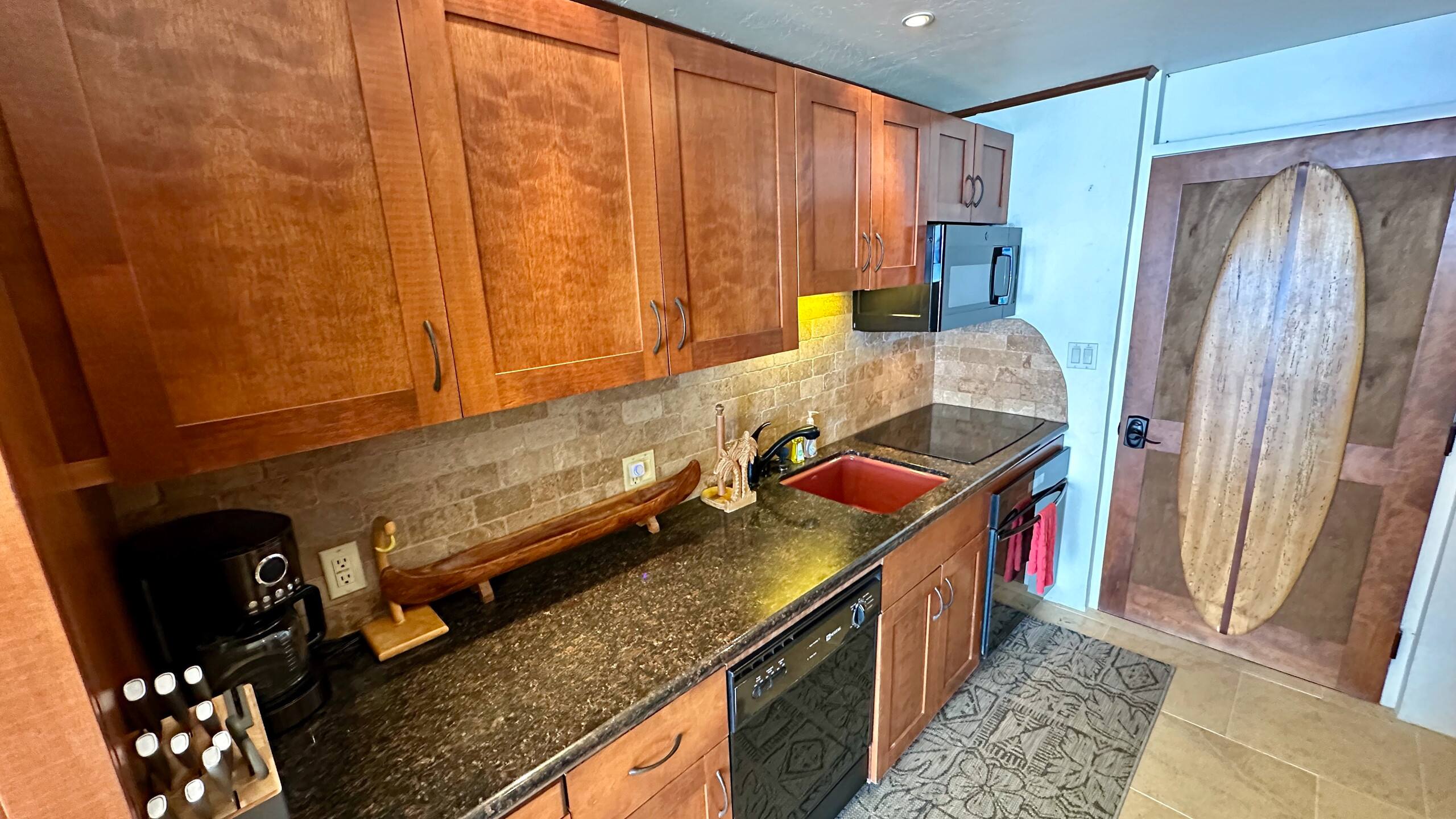 Condo in Kailua-Kona · ★4.93 · Studio · 2 beds · 1 bath - Image 41