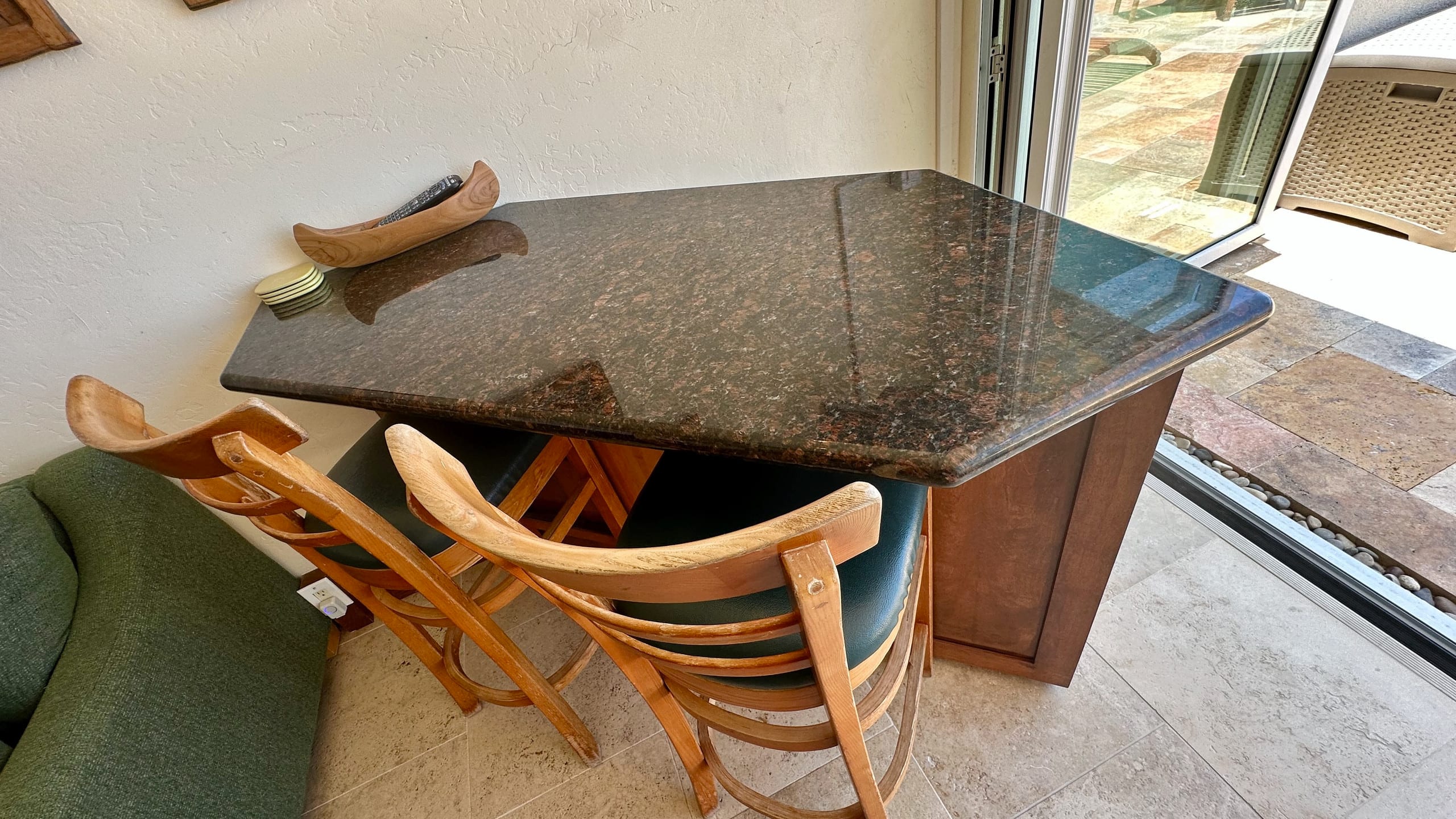 Condo in Kailua-Kona · ★4.93 · Studio · 2 beds · 1 bath - Image 28