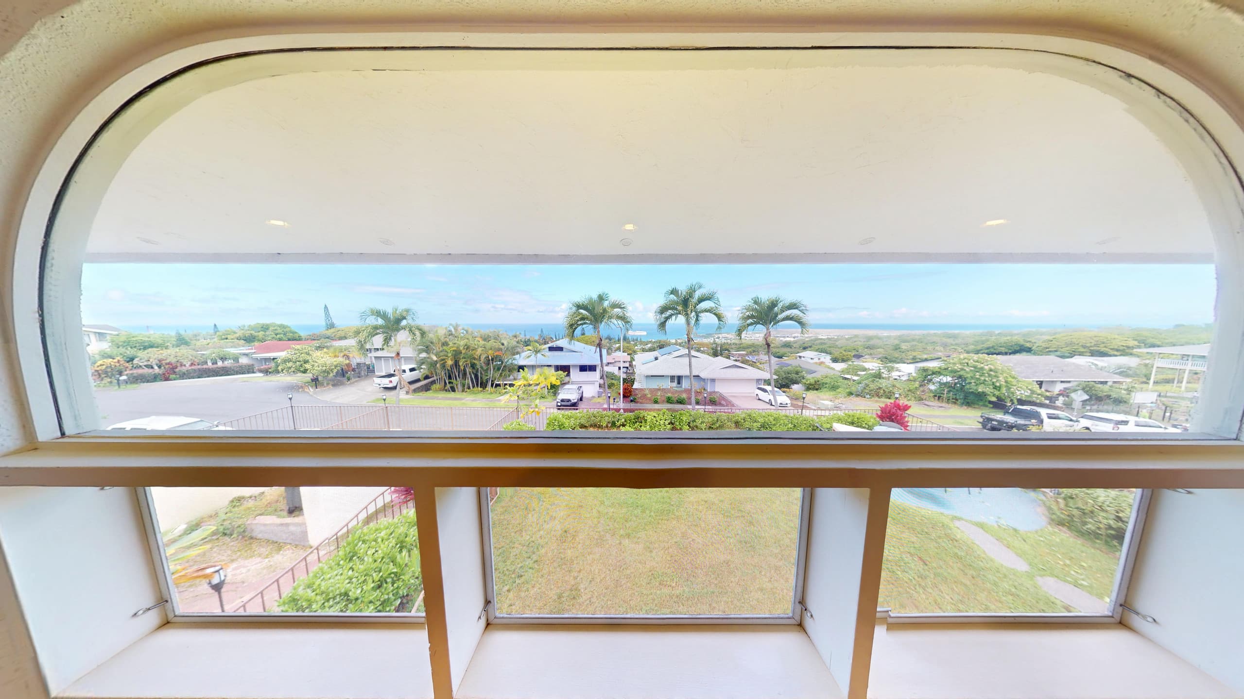 Home in Kailua-Kona · ★4.96 · 3 bedrooms · 4 beds · 2 private baths - Image 4