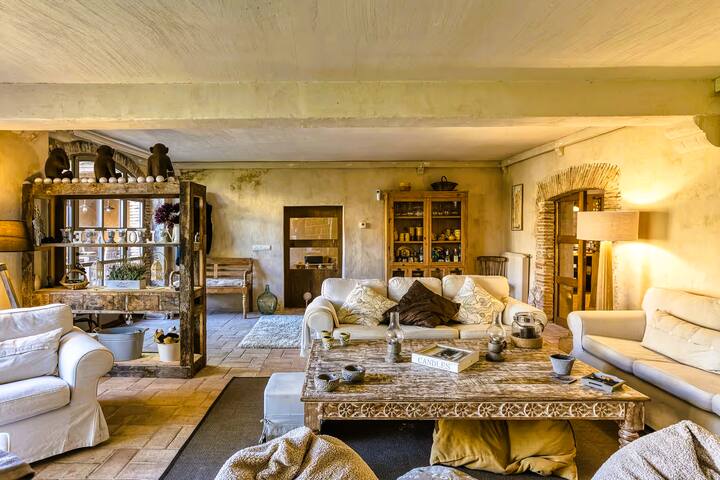 Charming village house, nice countrified Cottage gallery image 4